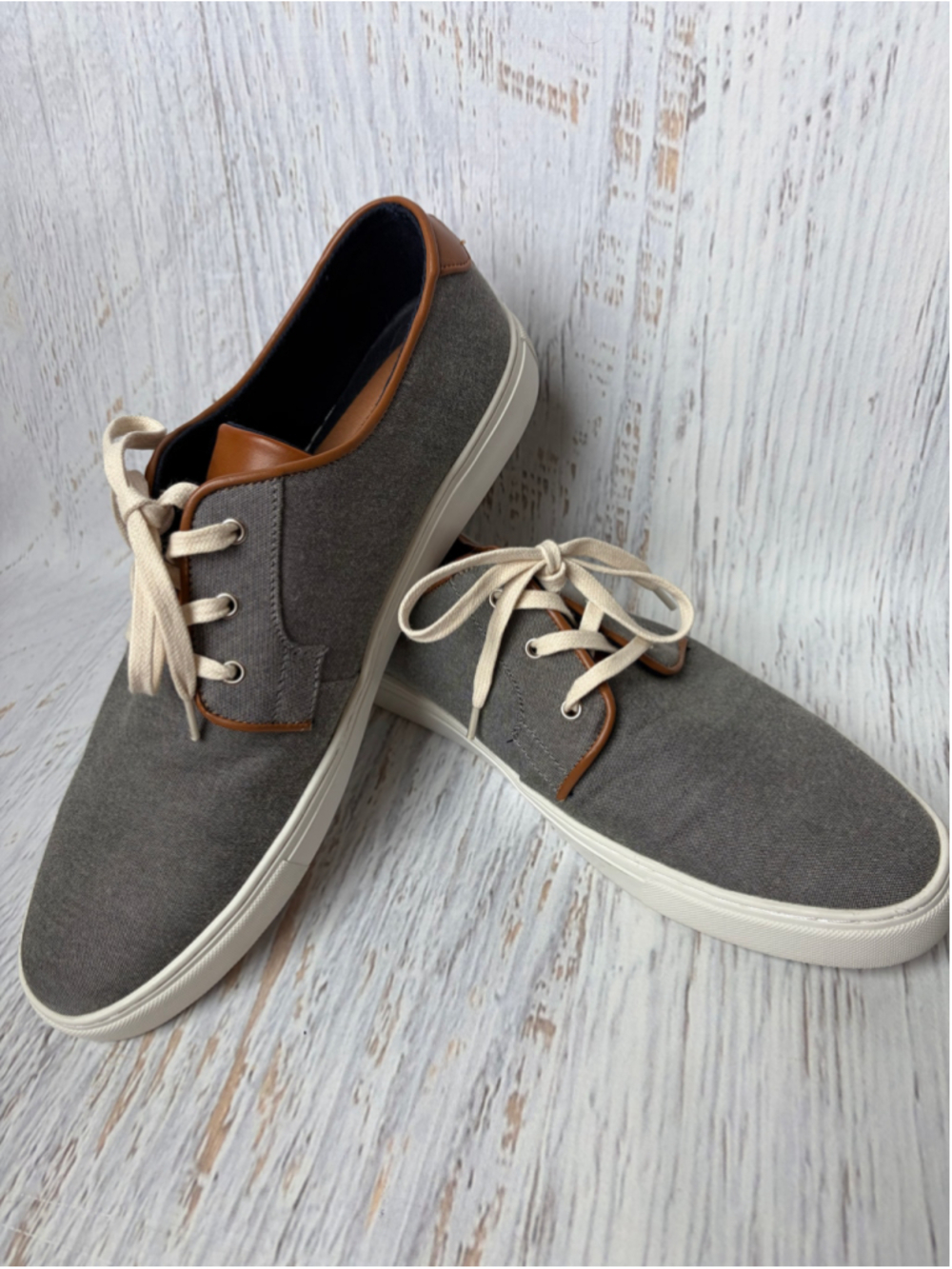 Men's Size 13 Tommy Hilfiger Canvas Sneakers Grey and Brown